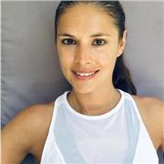 Un coaching sur-mesure à votre écoute. Coach sportive diplômée d'état force et forme, certifiée Pilates
